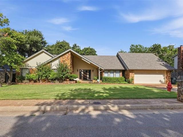 House for sale in Edmond, Oklahoma