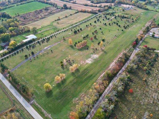 Farm for sale in Mchenry, Illinois