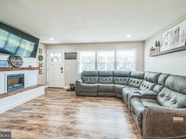 House for sale in Davidsonville
