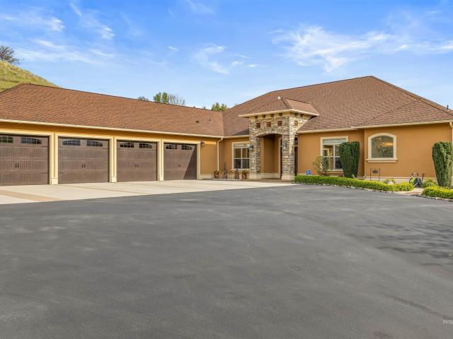 House for sale in Lewiston, Idaho