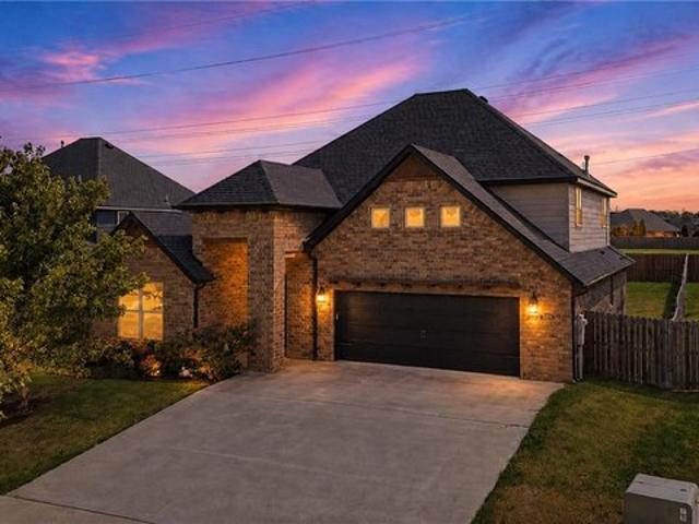 House for sale in Ark