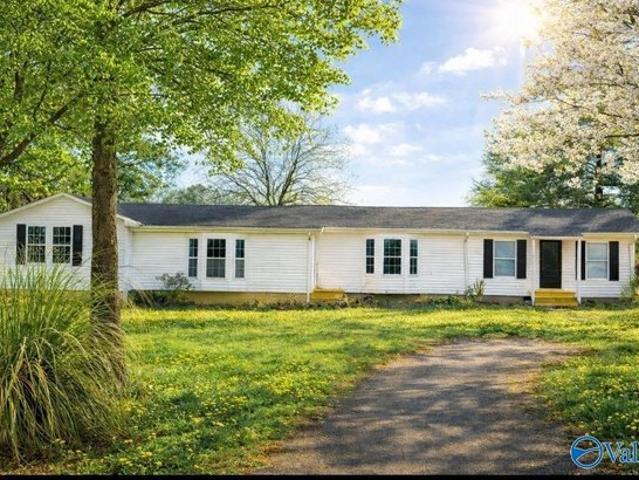 House for sale in Ashville, Alabama