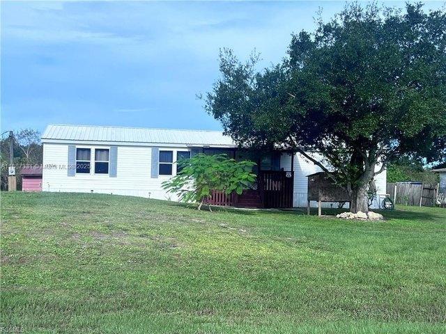 House for sale in Labelle, Florida