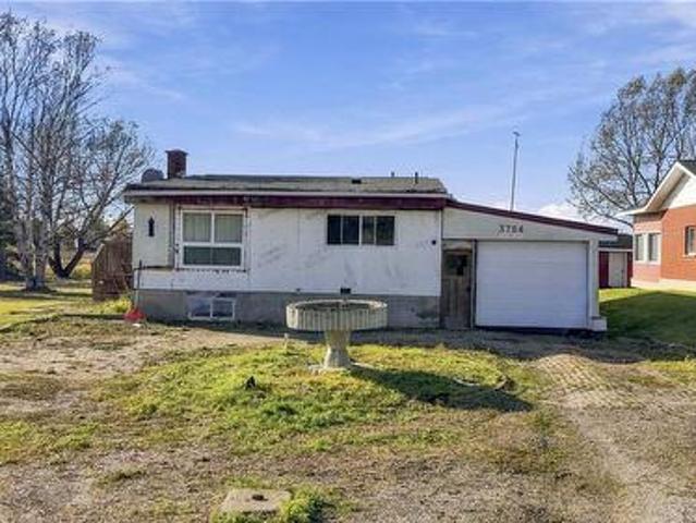 House for sale in Chelmsford, Greater Sudbury