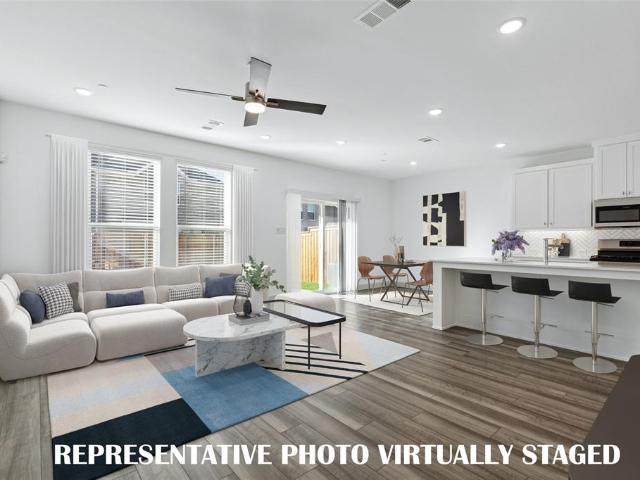 Townhouse for sale in Grand Prairie, Dallas County