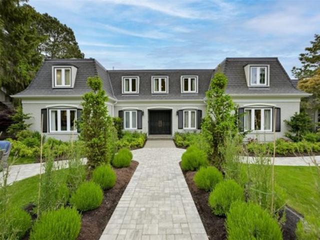 House for sale in Oak Bay, British Columbia