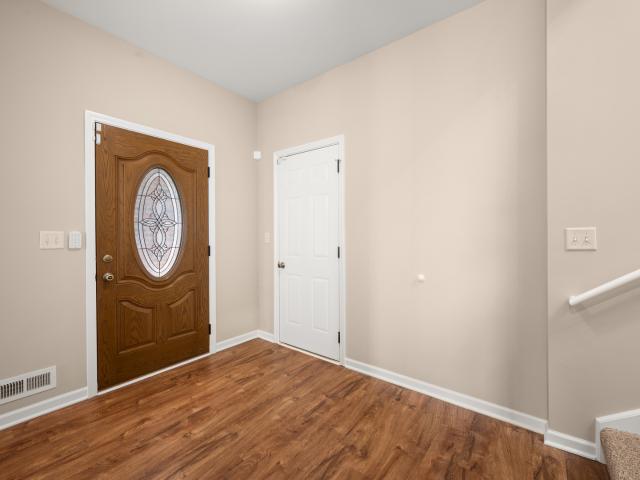 Townhouse for sale in Dekalb, Illinois
