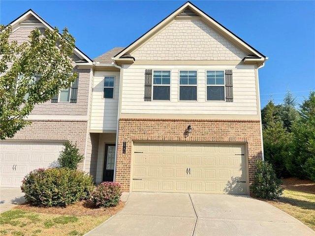 Townhouse for sale in Oakwood, Georgia