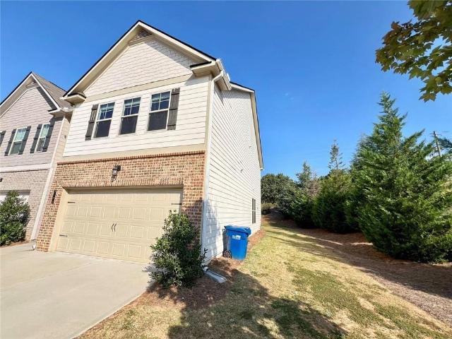 Townhouse for sale in Oakwood, Georgia