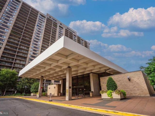 Condo for sale in Virginia