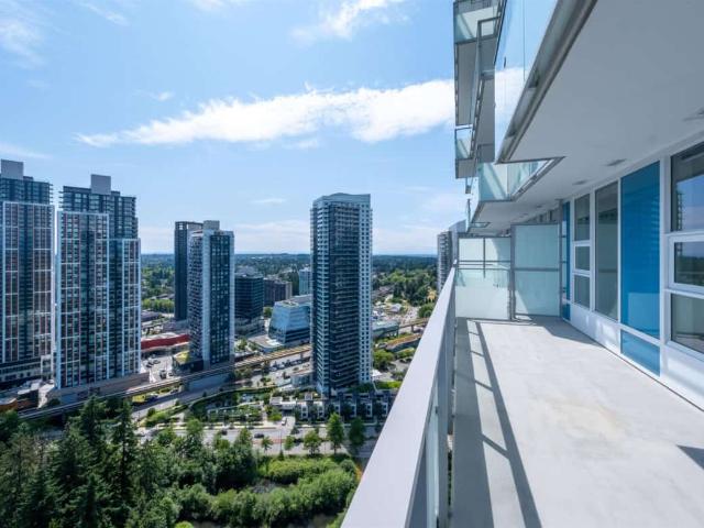 Apartment for rent in Surrey