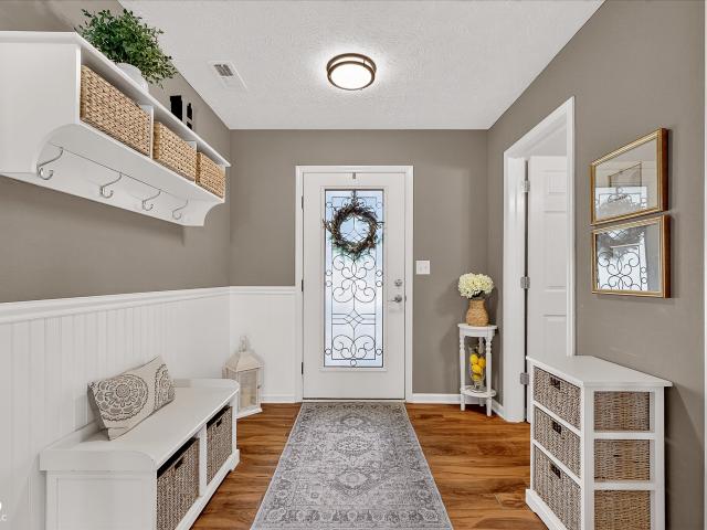 House for sale in Whitestown, Indiana