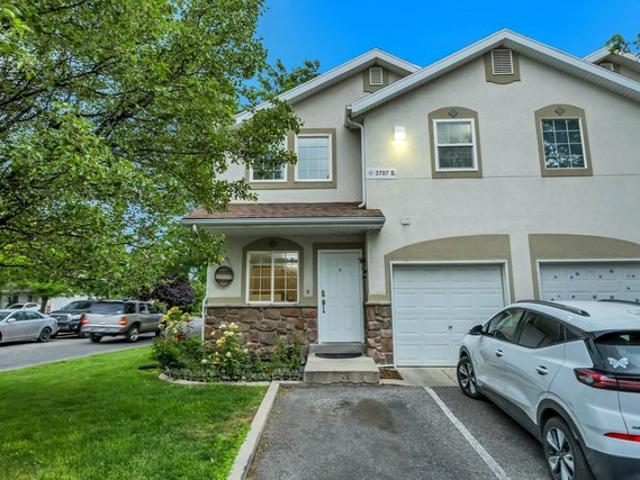 Townhouse for sale in West Valley City, Utah