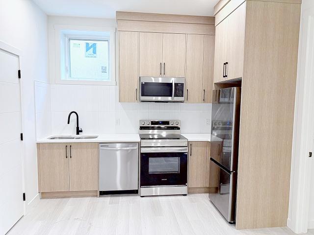 Apartment for rent in Bowness, Calgary