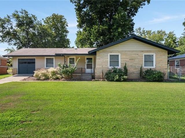 House for sale in Ark