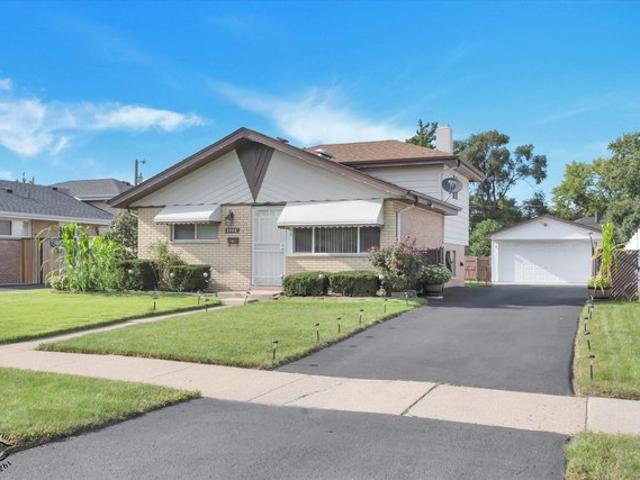House for sale in Alsip, Cook County
