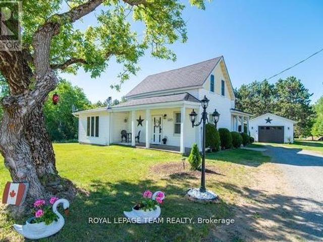 House for sale in Renfrew, Ontario
