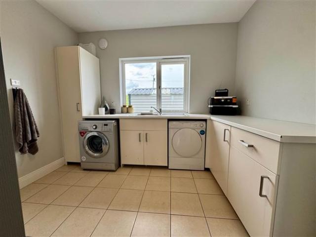 Detached House for sale in Ballinderry, South Tipperary
