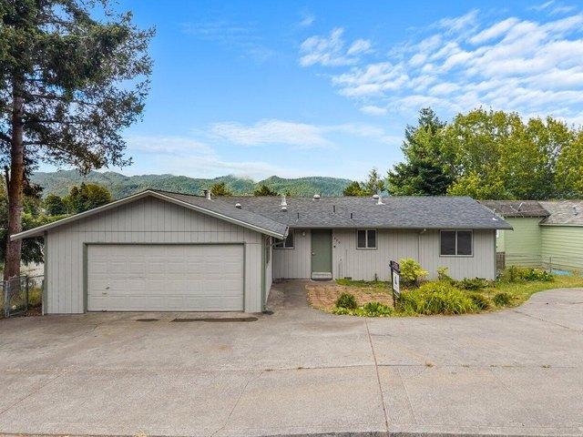 House for sale in Blue Lake, California