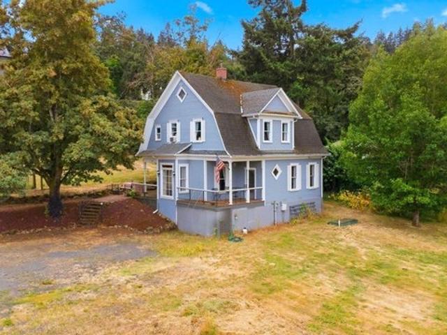 House for sale in Oregonia