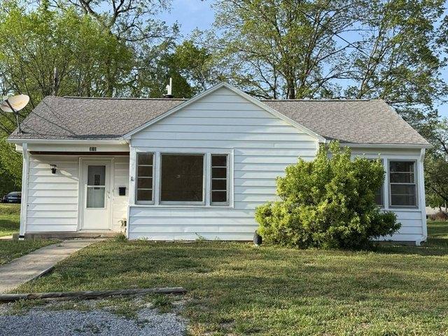 House for sale in Albion, Illinois