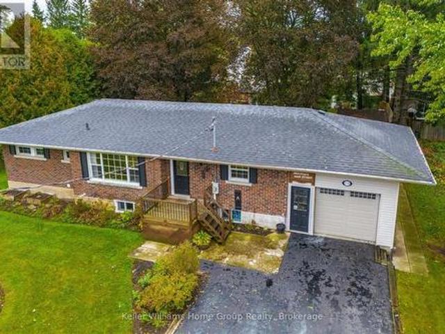 House for sale in Fergus Meadows, Centre Wellington