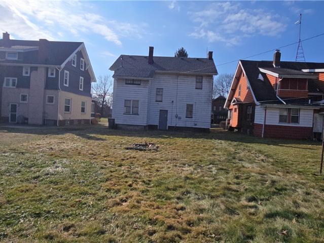 House for sale in Youngstown, Ohio