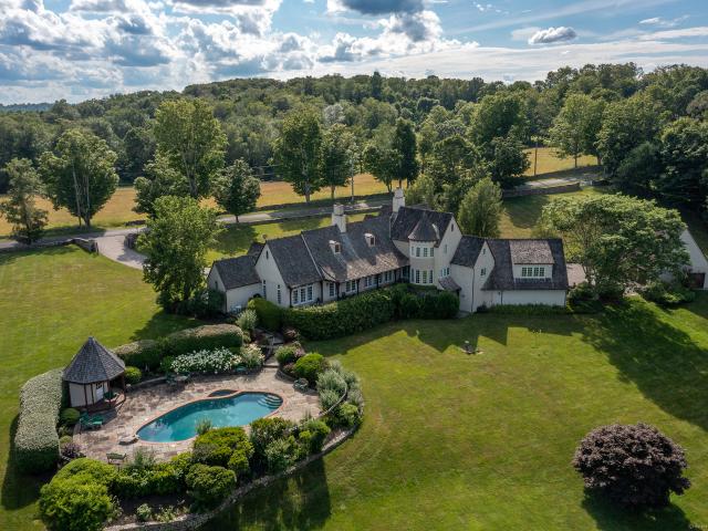 Property for sale in Bridgewater, Connecticut