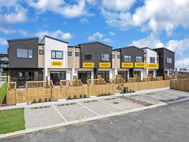 Townhouse for sale in Howick, Oroua County