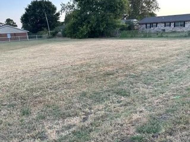 Land for sale in Holdenville, Hughes County