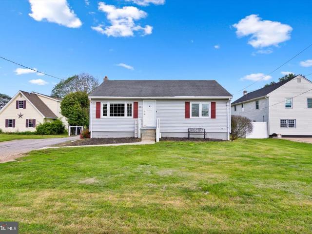 House for sale in Deepwater, New Jersey