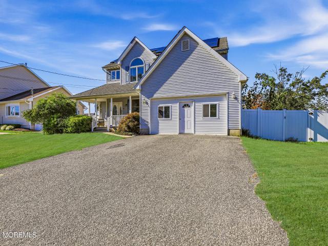House for sale in Lake Riviera, Brick Township