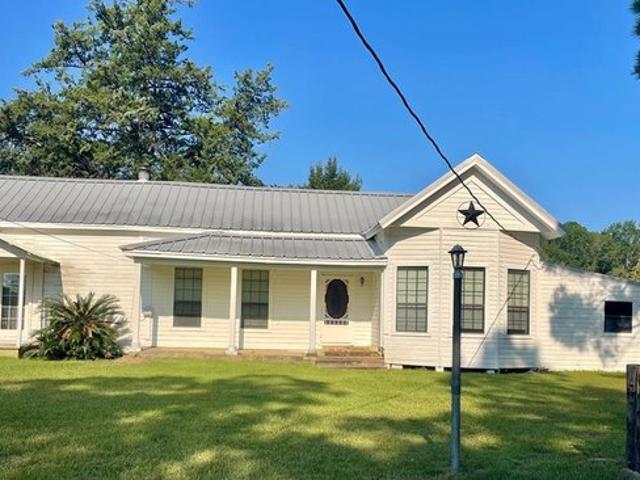 House for sale in Sabine, Texas