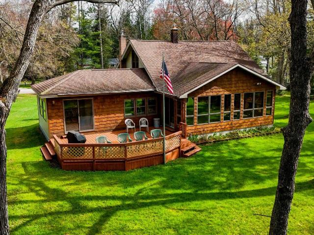 House for sale in Grayling
