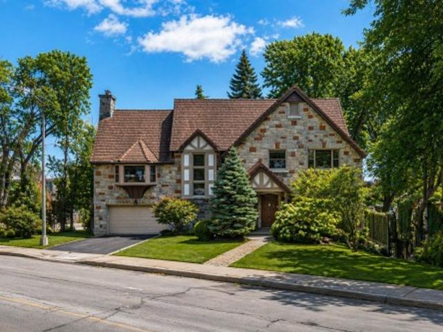 House for sale in Westmount, Quebec