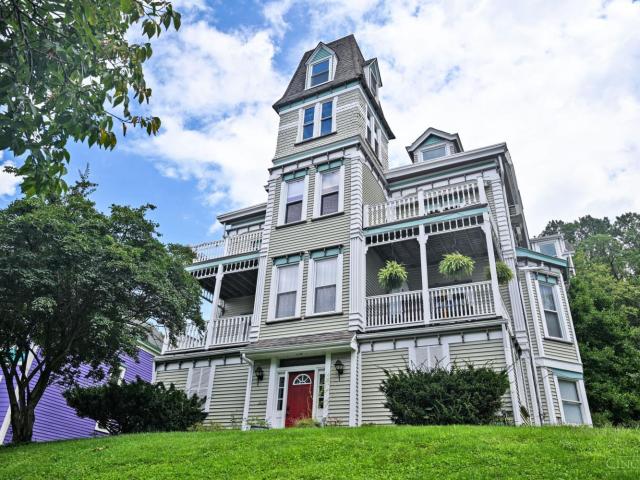 Condo for sale in Roselawn, Ohio