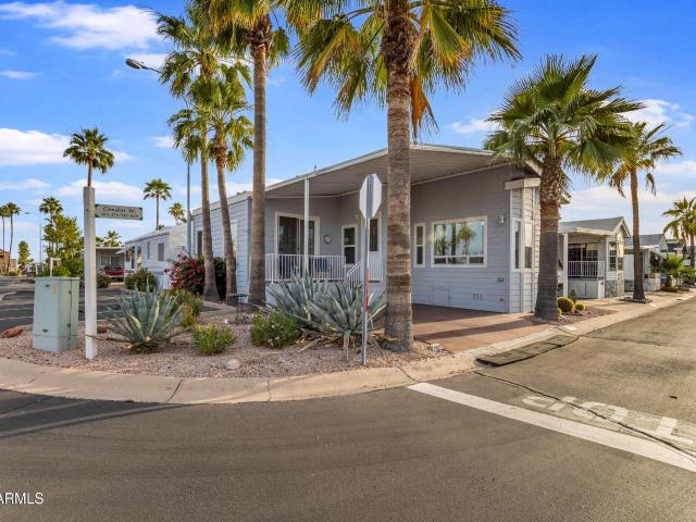 House for sale in Apache Junction, Pinal County