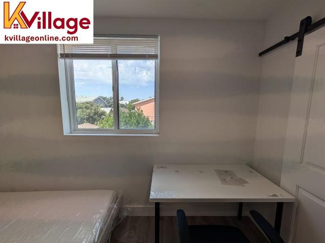 Apartment for rent in Canoga Park, California