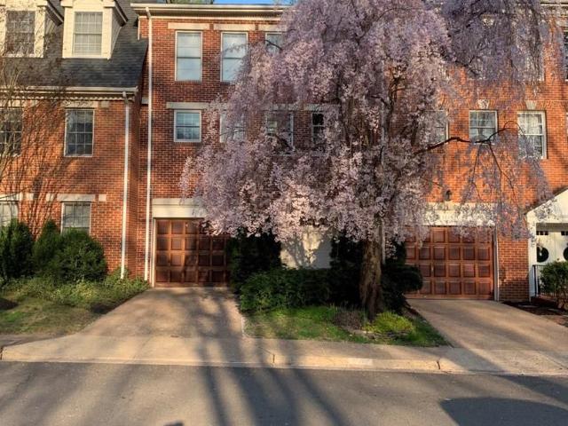 Townhouse for rent in Virginia