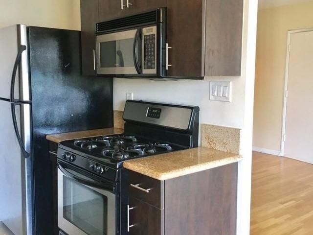 Apartment for rent in Canoga Park, California