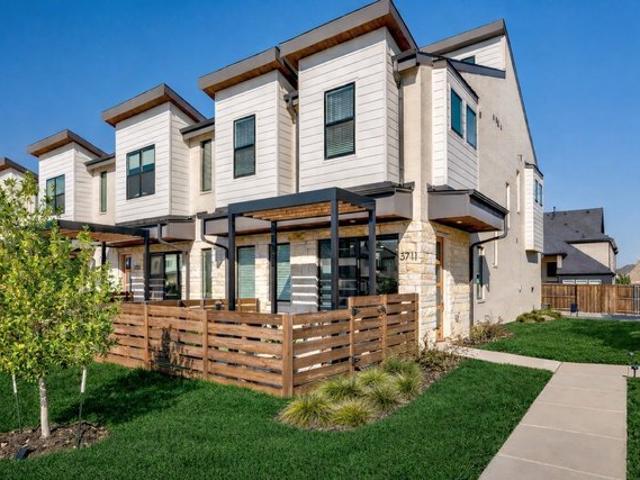 Townhouse for sale in Prosper, Texas