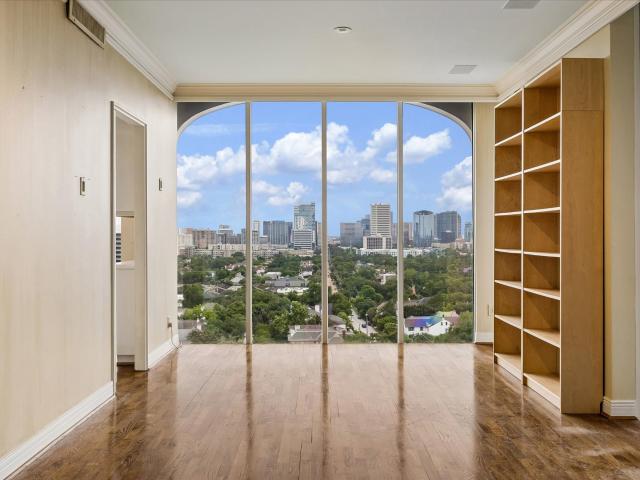 Condo for sale in Harris, Texas