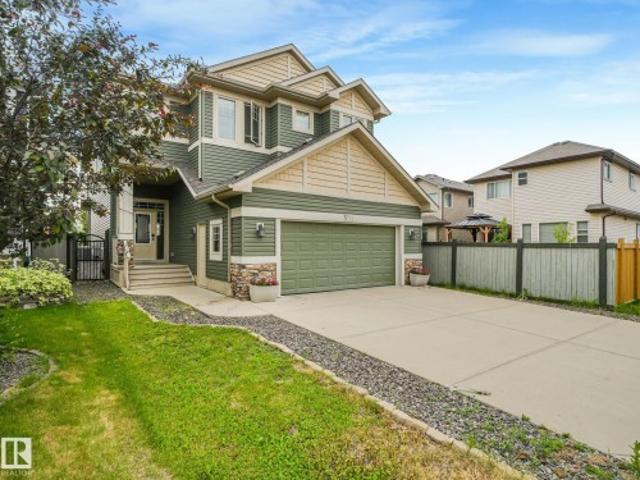 House for sale in Windermere Neighbourhood, Edmonton