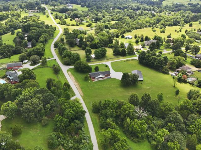 House for sale in La Grange, Kentucky