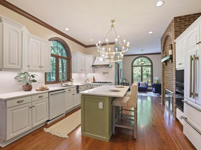 House for sale in Bloomington Of Minnesota, Indiana