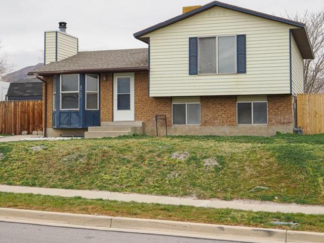 House for sale in Magna, Utah