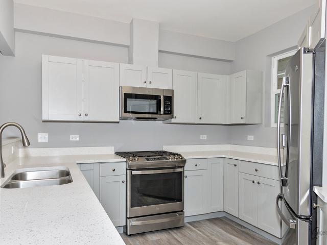 Townhouse for sale in Mchenry, Illinois