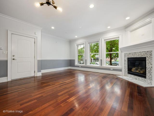 Condo for sale in Chicago Park, Illinois