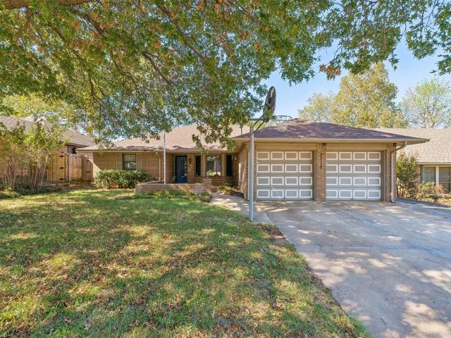 House for sale in Rolling Heights, Midwest City