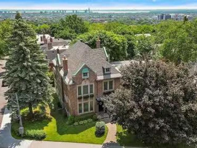 House for sale in Westmount, Quebec